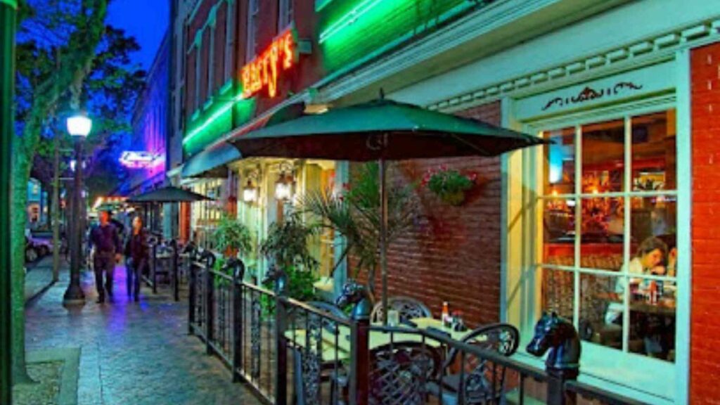 Harry's Seafood Bar & Grille